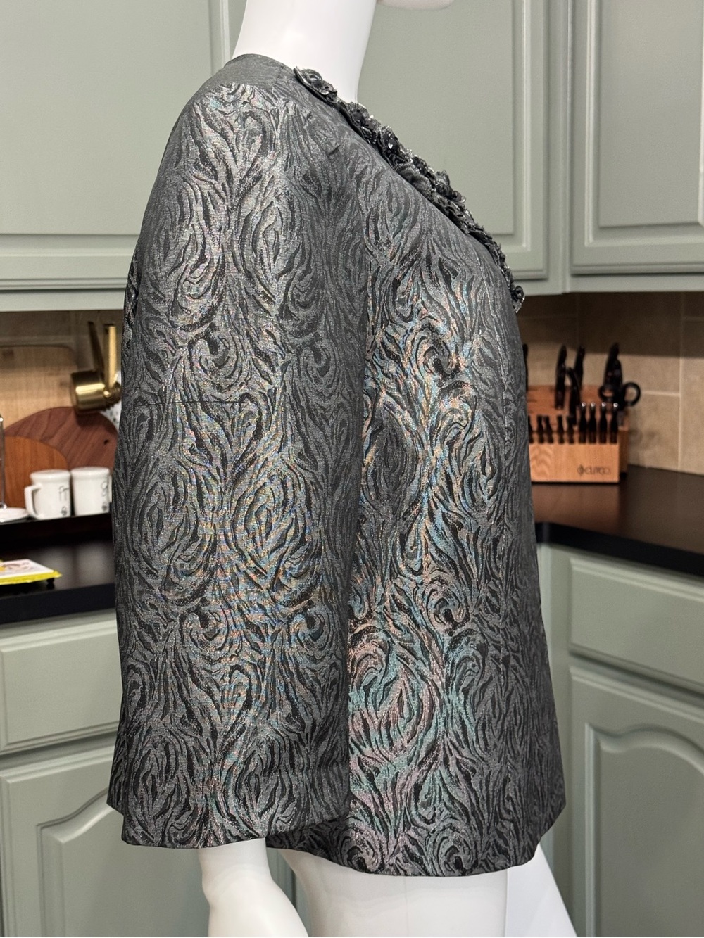 𝙏𝙖𝙝𝙖𝙧𝙞 𝘼𝙧𝙩𝙝𝙪𝙧 𝙎. 𝙇𝙚𝙫𝙞𝙣𝙚 𝙇𝙐𝙓𝙀 Jacket 18W Metallic Gray Jacquard Beaded Evening - Picture 7 of 13